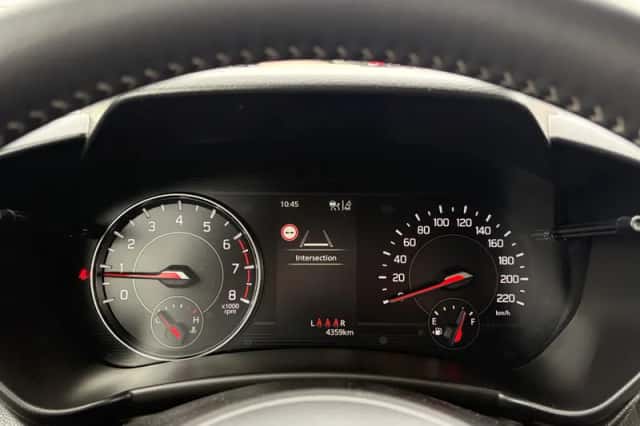 Suzuki Swift (2025) thumbnail 13