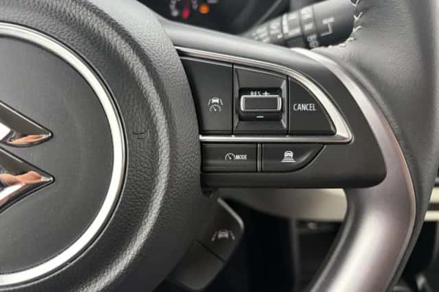 Suzuki Swift (2025) thumbnail 14