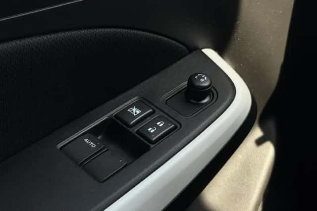 Suzuki Swift (2024) thumbnail 17