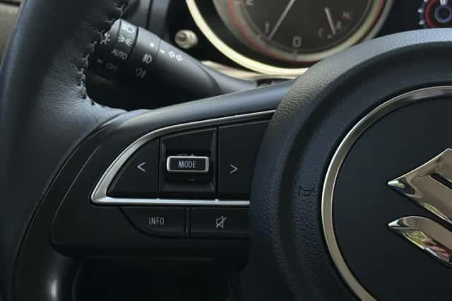 Suzuki Swift (2024) thumbnail 8