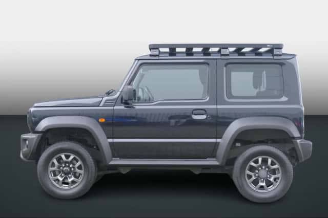 Suzuki Jimny (2021) thumbnail 2