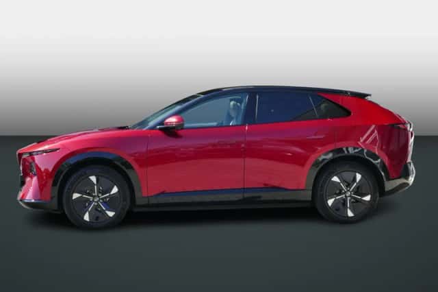 Mazda CX-6e (2026) thumbnail 2
