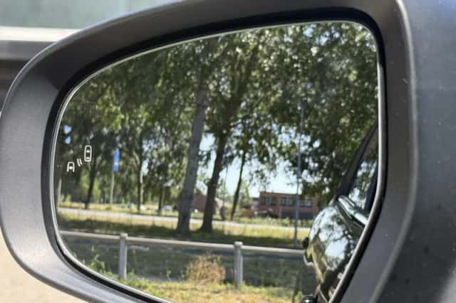Suzuki S-Cross (2022) thumbnail 5
