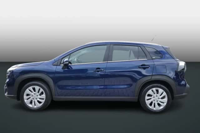 Suzuki S-Cross (2024) thumbnail 2