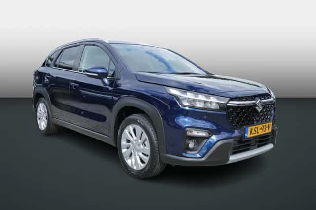 Suzuki S-Cross (2024) thumbnail 5