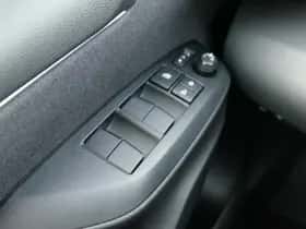 Mazda 2 (2025) thumbnail 13