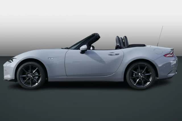 Mazda MX-5 (2025) thumbnail 3