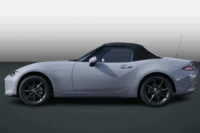 Mazda MX-5 (2025) thumbnail 4