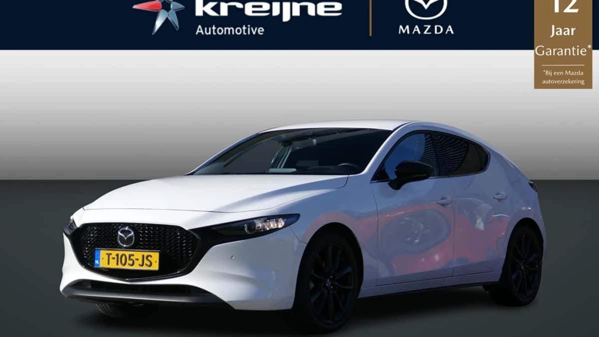 Mazda 3 (2023) — foto 1