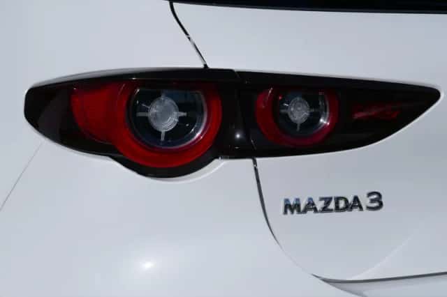 Mazda 3 (2023) thumbnail 6