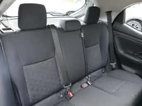 Mazda 2 (2026) thumbnail 8