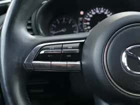 Mazda 3 (2019) thumbnail 16