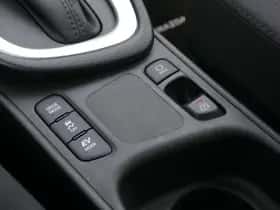 Mazda 2 (2024) thumbnail 24