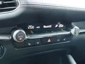 Mazda 3 (2023) thumbnail 23