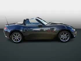 Mazda MX-5 (2025) thumbnail 2