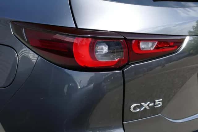 Mazda CX-5 (2024) thumbnail 6