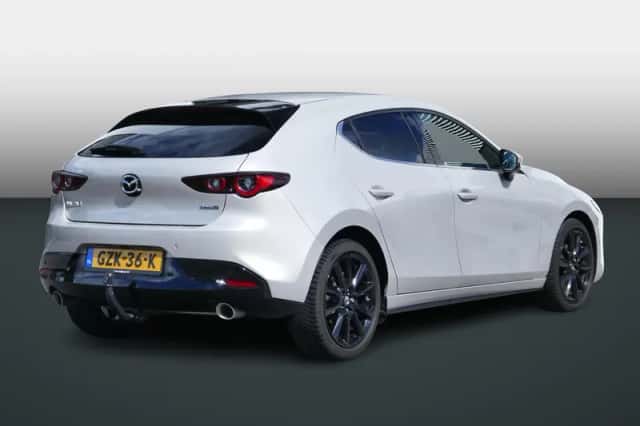 Mazda 3 (2024) thumbnail 3