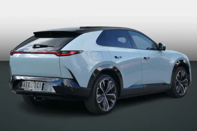 Mazda CX-6e (2026) thumbnail 3