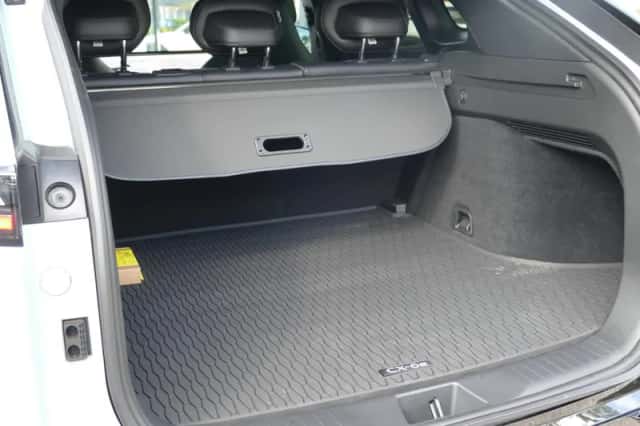 Mazda CX-6e (0) thumbnail 2