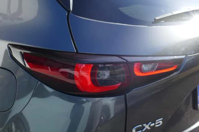Mazda CX-5 (2023) thumbnail 6