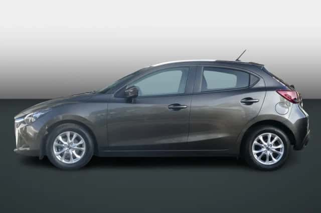 Mazda 2 (2017) thumbnail 2