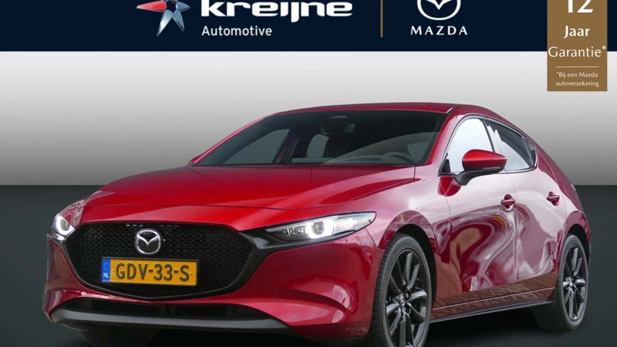 Mazda 3 (2024) — foto 1