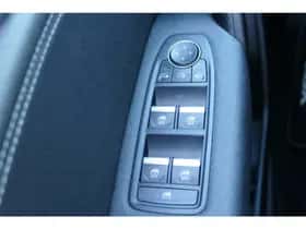 Mitsubishi ASX (2023) thumbnail 26