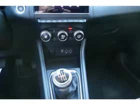 Mitsubishi ASX (2023) thumbnail 27