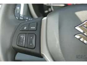 Suzuki S-Cross (2025) thumbnail 14