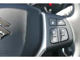 Suzuki S-Cross (2025) thumbnail 15