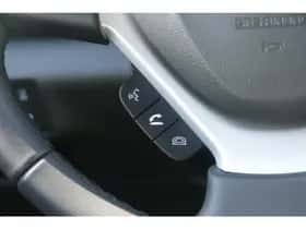 Suzuki S-Cross (2025) thumbnail 16
