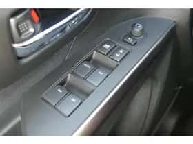Suzuki S-Cross (2025) thumbnail 29