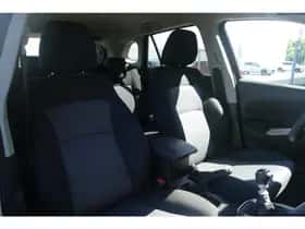 Suzuki S-Cross (2025) thumbnail 9