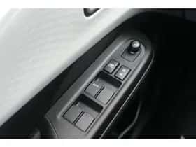 Suzuki Swift (2024) thumbnail 28