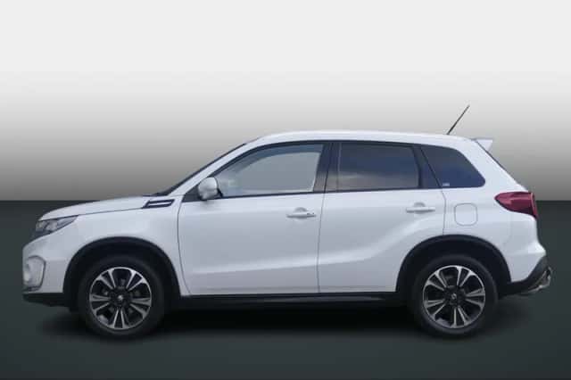 Suzuki Vitara (2021) thumbnail 2