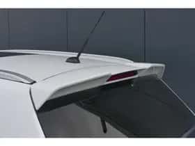 Suzuki Vitara (2021) thumbnail 8