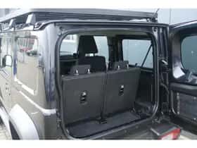 Suzuki Jimny (2021) thumbnail 27