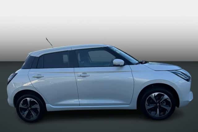 Suzuki Swift (2025) thumbnail 3