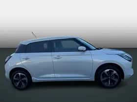 Suzuki Swift (2025) thumbnail 3