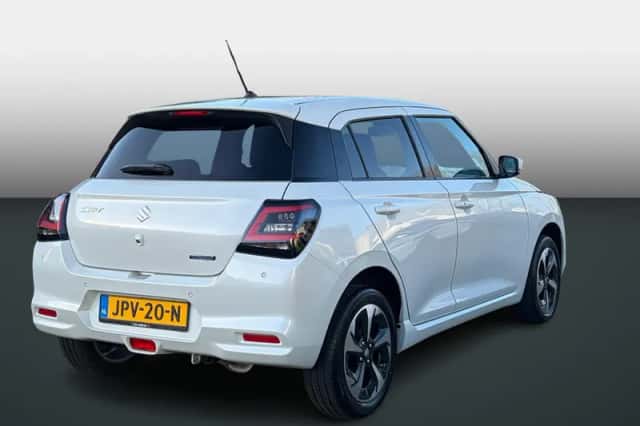 Suzuki Swift (2025) thumbnail 5