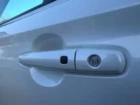 Suzuki Swift (2025) thumbnail 6