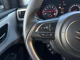 Suzuki Swift (2025) thumbnail 10