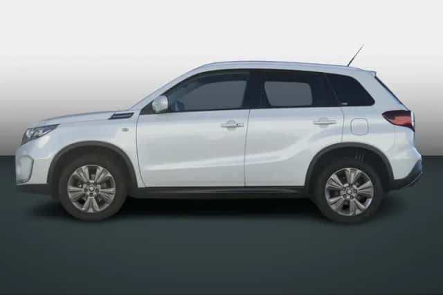 Suzuki Vitara (2021) thumbnail 2