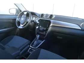 Suzuki Vitara (2021) thumbnail 7