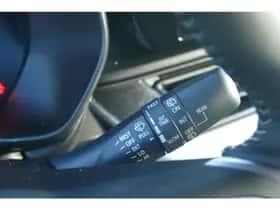 Suzuki Swift (2025) thumbnail 16