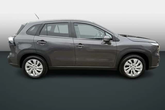 Suzuki S-Cross (2022) thumbnail 3