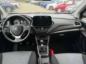 Suzuki S-Cross (2022) thumbnail 6
