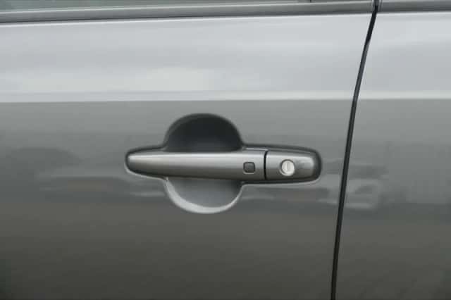 Suzuki Ignis (2023) thumbnail 6