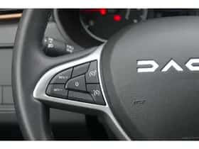 Dacia Duster (2023) thumbnail 12