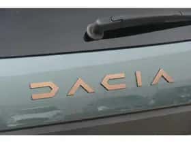 Dacia Duster (2023) thumbnail 8